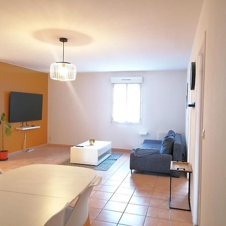 Hotel Platanes - Kb Hotel Group Etauliers Eksteriør bilde